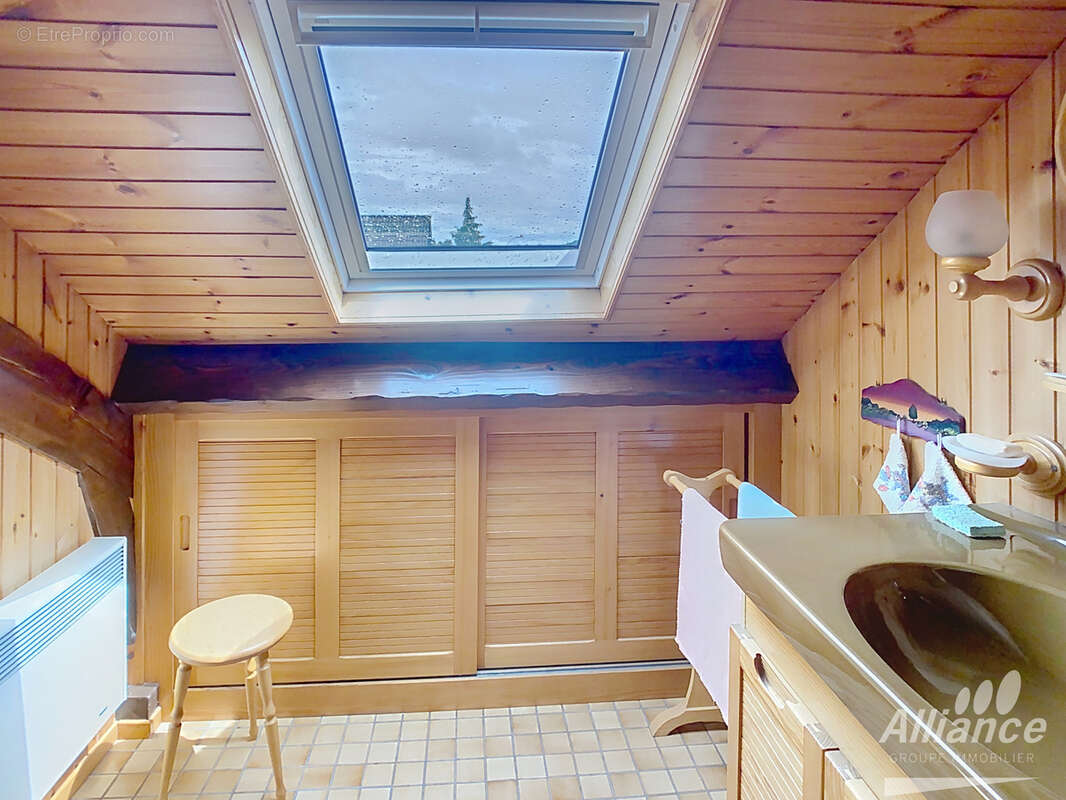 Jolie maison style rustique sur sous-sol - photo 10