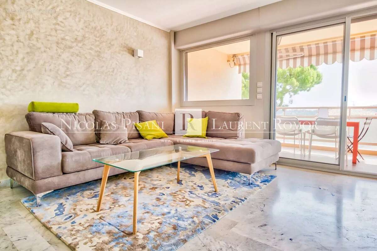 EXCLUSIVITÉ - Résidence avec piscine -Appartement 4 pièces – Vue mer - photo 4