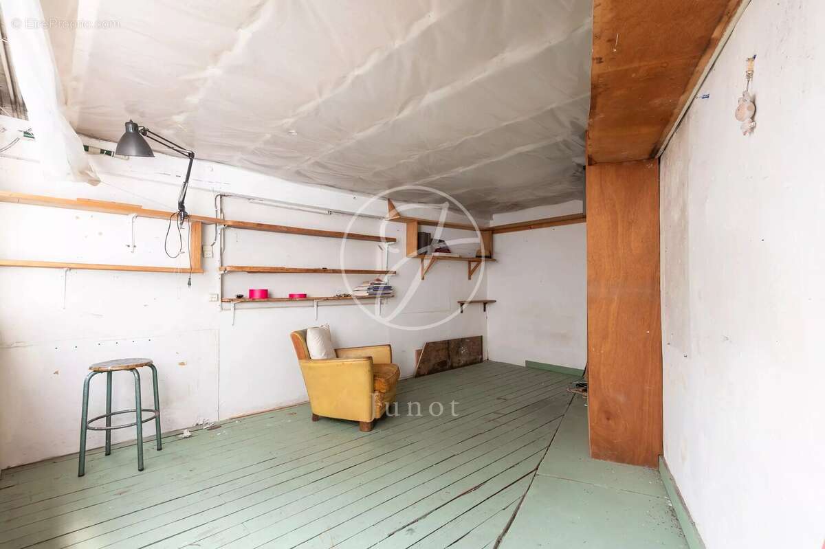 Commerce à PARIS-20E