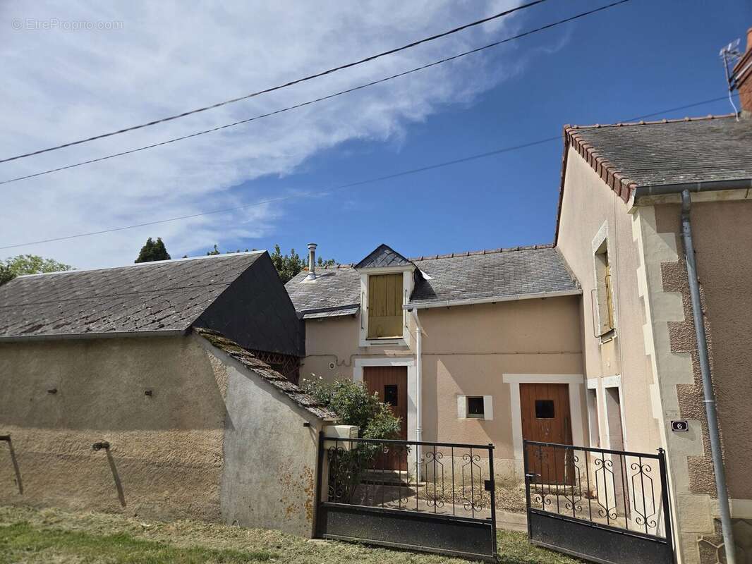Maison à NERONDES