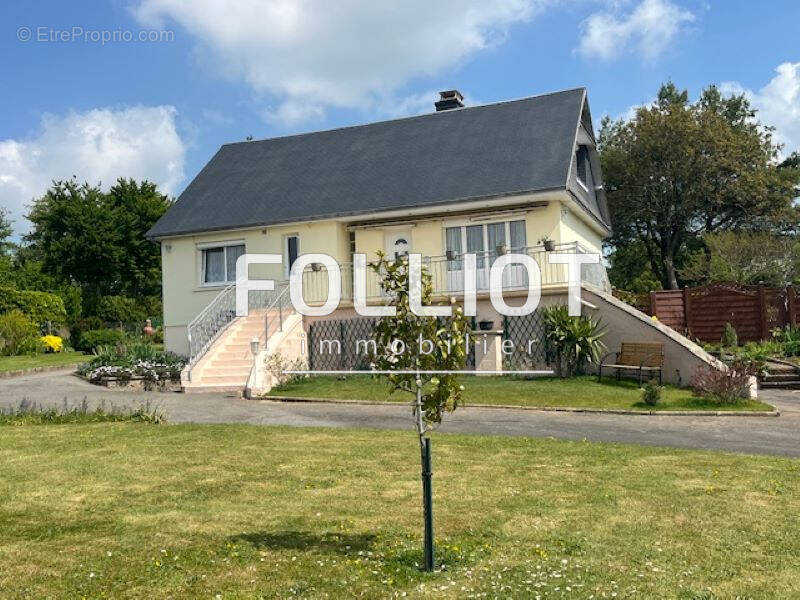 Maison à SOURDEVAL