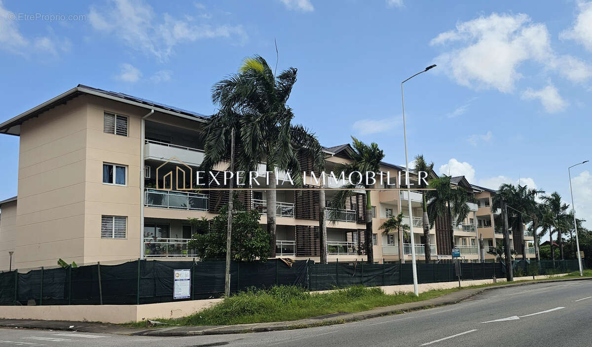 Appartement T4 de 87m2 à vendre quartier BADUEL à CAYENNE - photo 3