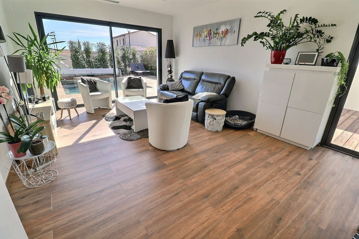 Maison à SAINT-ANDRE-DE-SANGONIS