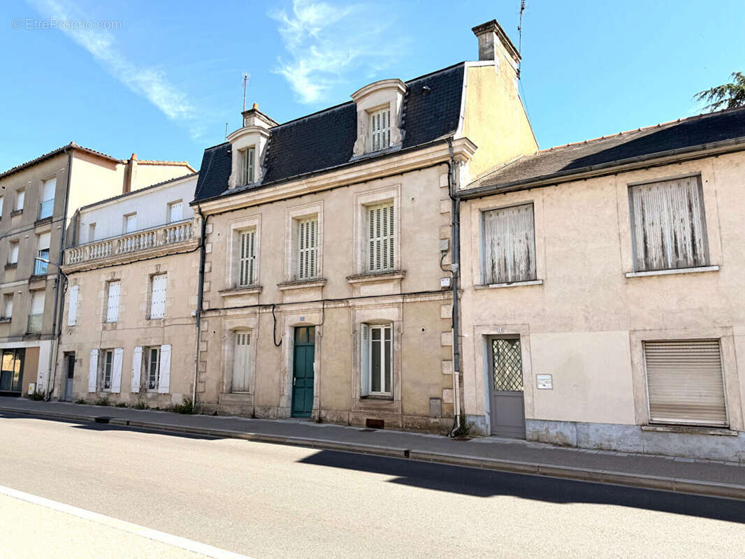 Appartement 21m² à poitiers - photo 2