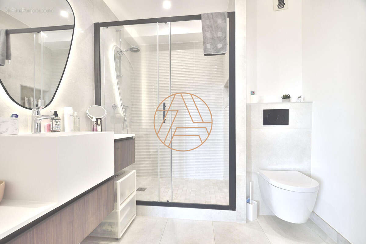 Appartement à SAINT-MAUR-DES-FOSSES