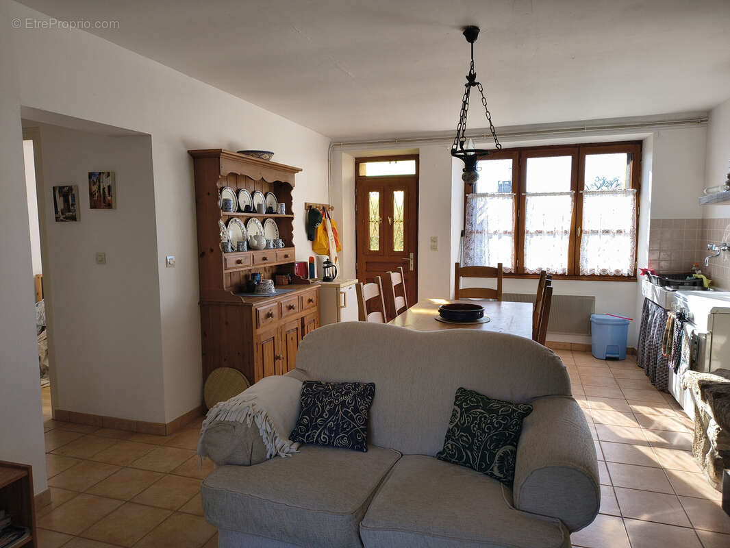 Maison à MOUHET