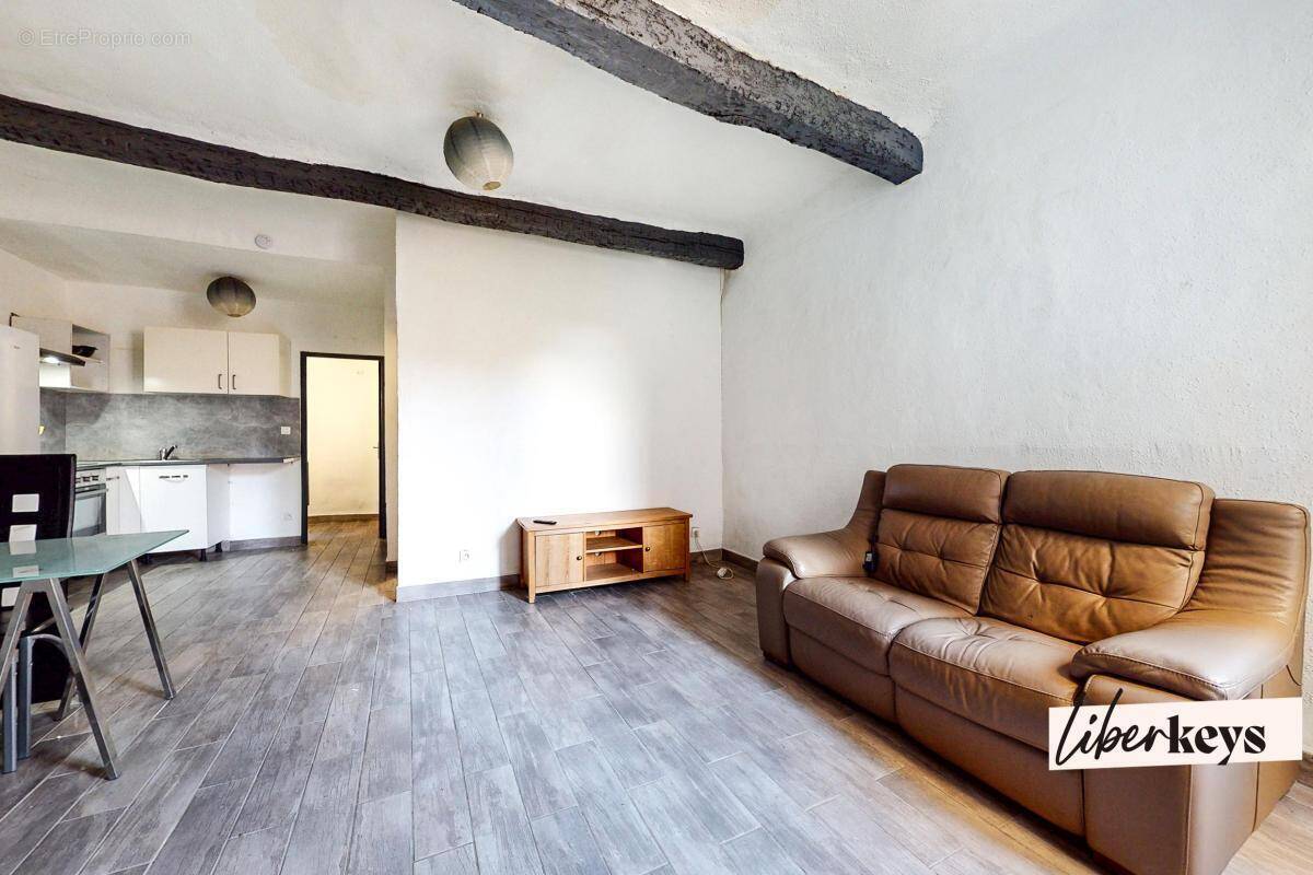 Appartement à SAINT-MAXIMIN-LA-SAINTE-BAUME