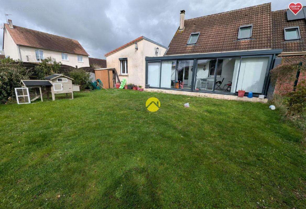 Maison à SAINT-DOULCHARD