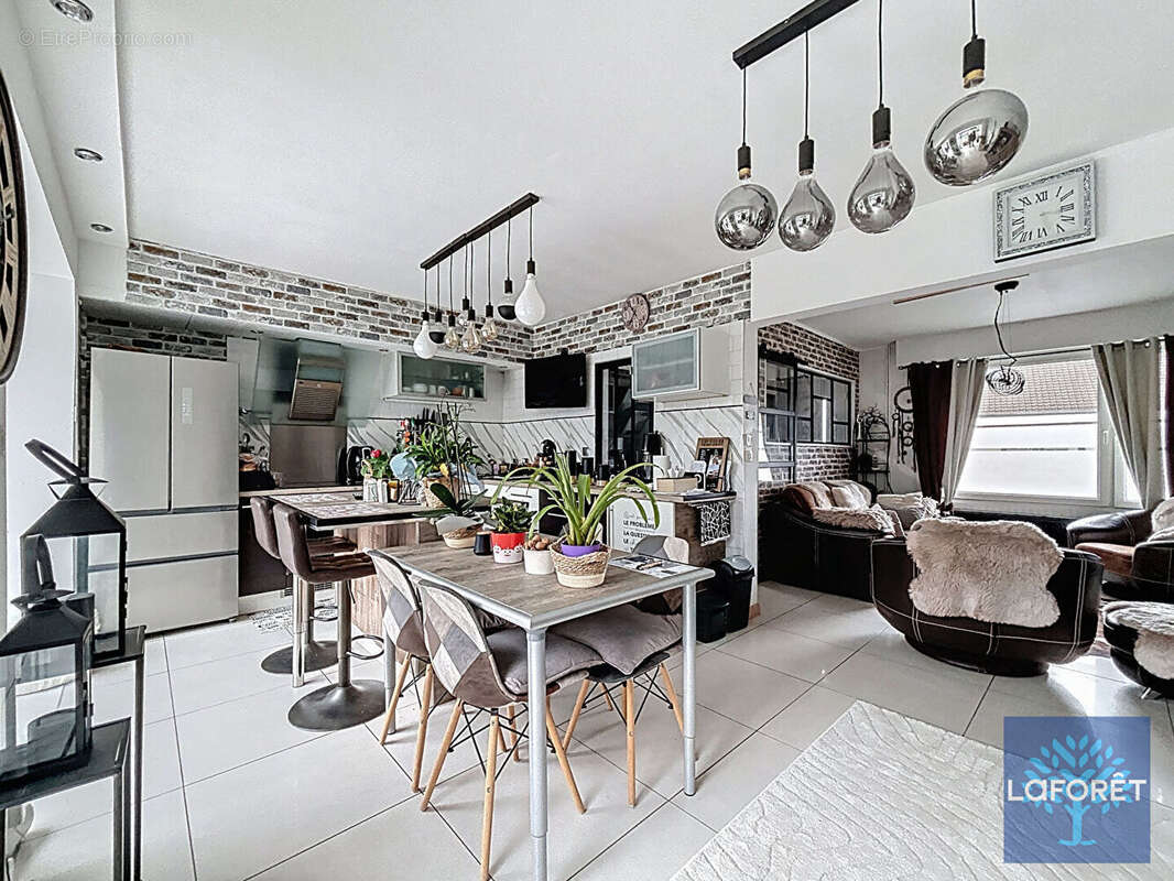 Maison à GRANDE-SYNTHE