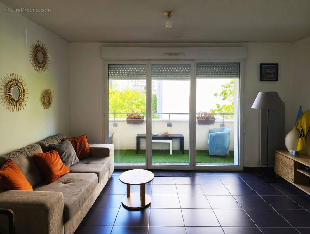 Photo 1 - Appartement à LORMONT