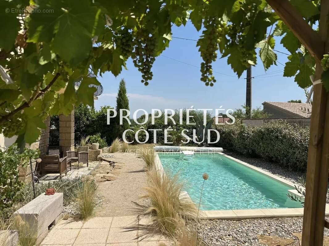 Maison 135 m2 avec terrain 585 m2 et piscine - photo 18