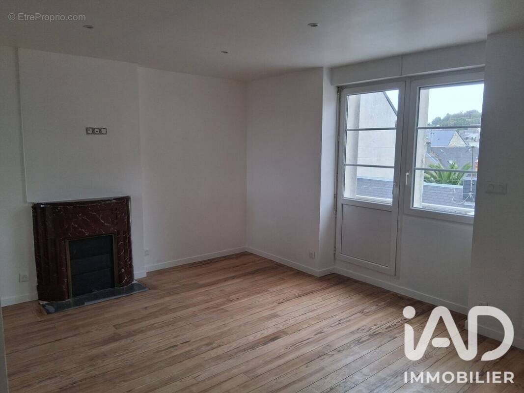 Photo 1 - Appartement à EQUEURDREVILLE-HAINNEVILLE