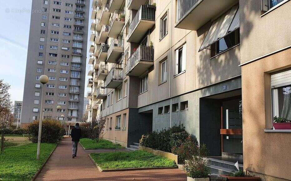 Appartement à ASNIERES-SUR-SEINE