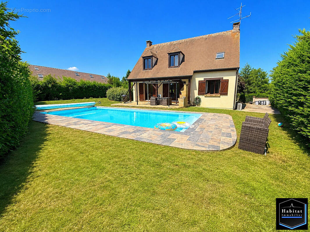 Maison à DAMMARTIN-EN-GOELE
