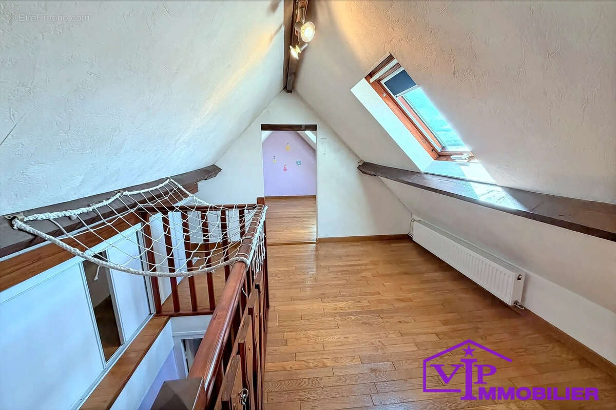 Maison  brique/silex de 158 m² - photo 8