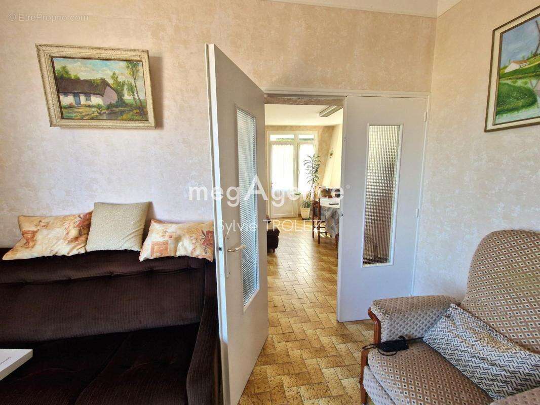 Maison trois chambres, garage,1400 m² de terrain à Olonne sur Mer - photo 3
