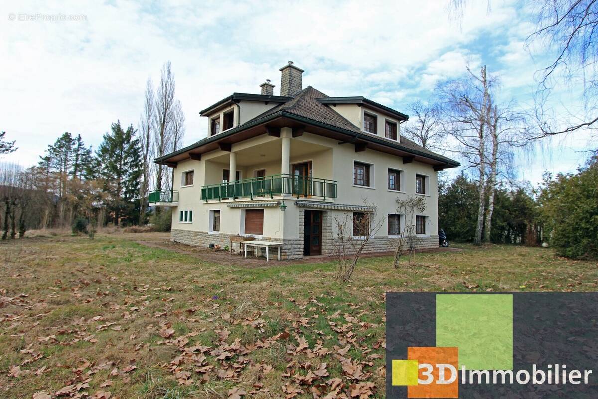 MAISON A VENDRE PROCHE CLAIRVAUX-LES-LACS - Maison à LONS-LE-SAUNIER