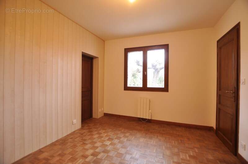 Maison à MOISSIEU-SUR-DOLON