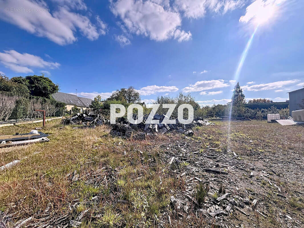 Commerce à NOTRE-DAME-DU-TOUCHET