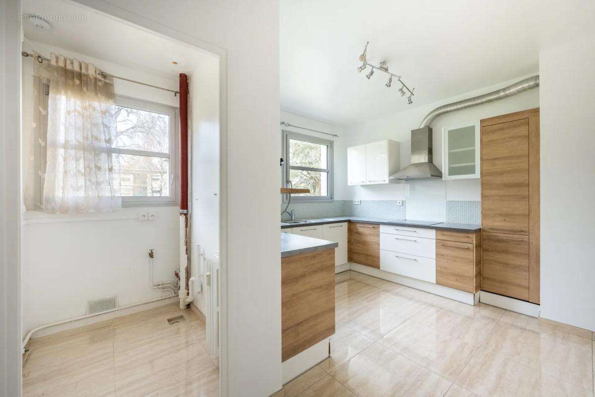 Appartement à GOUVIEUX