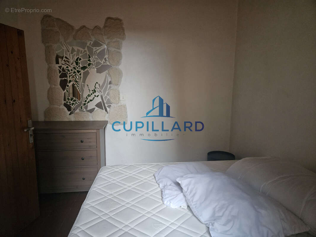 Appartement à LE COTEAU