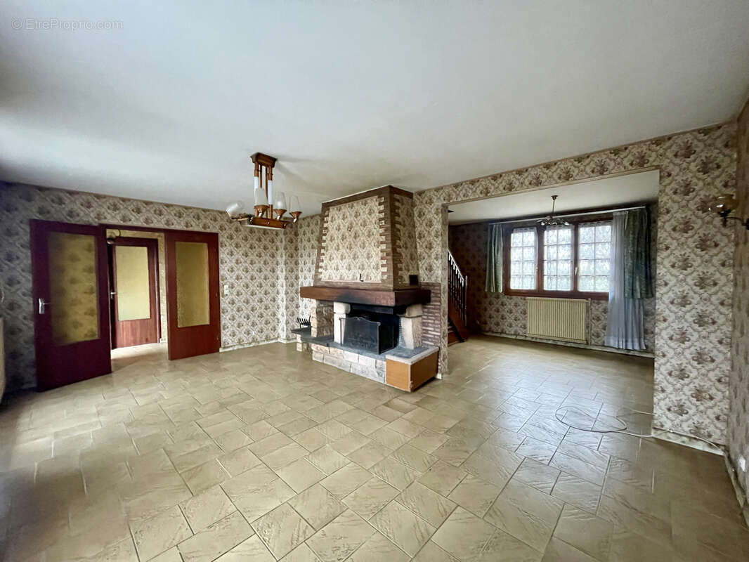 Maison à NEUILLY-EN-THELLE