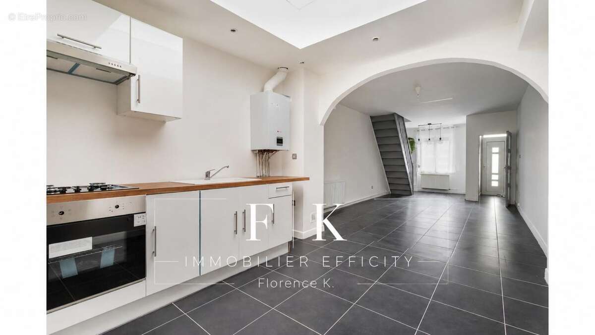 Maison 65 m² à Croix  - photo 2