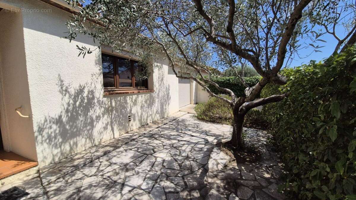 Maison à LE CRES