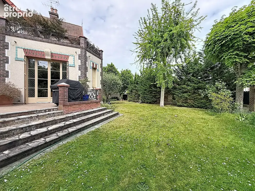 Maison  11 pièce(s) 314.36 m2 - photo 15