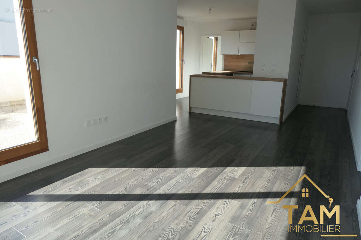 Appartement à SAINT-CYR-L'ECOLE