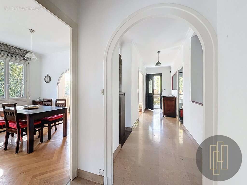 Maison à VILLEFRANCHE-SUR-SAONE