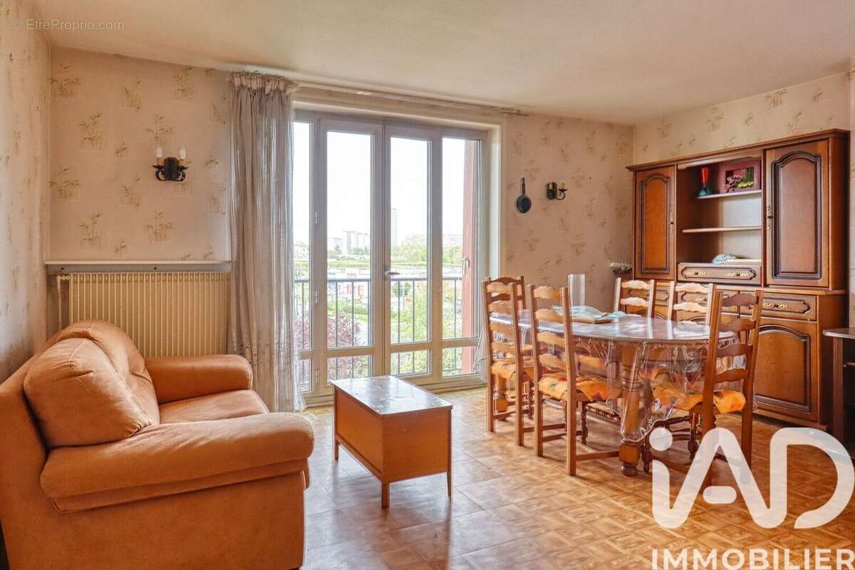 Photo 2 - Appartement à EPINAY-SUR-SEINE