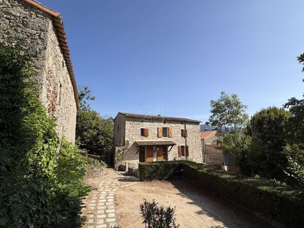 Maison 83 m² à Saint-Andre-De-Majencoules  - photo 32