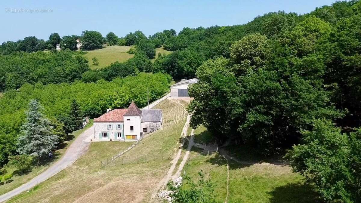 Photo 2 - Maison à PUJOLS