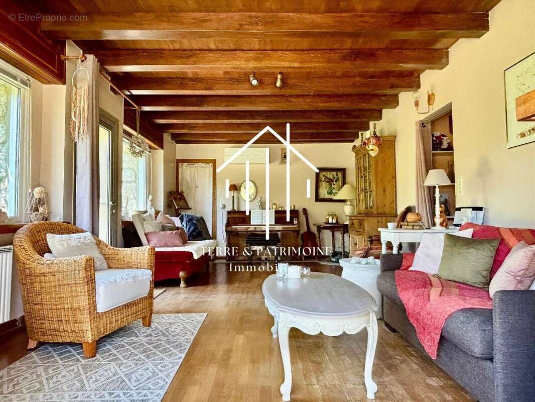 Maison à VALLON-PONT-D&#039;ARC