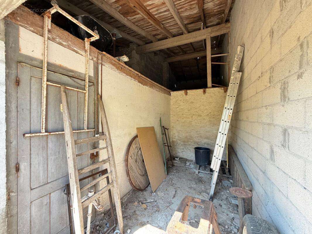 MAISON 6 PIECES + DEPENDANCE à rénover près du centre ville - photo 27