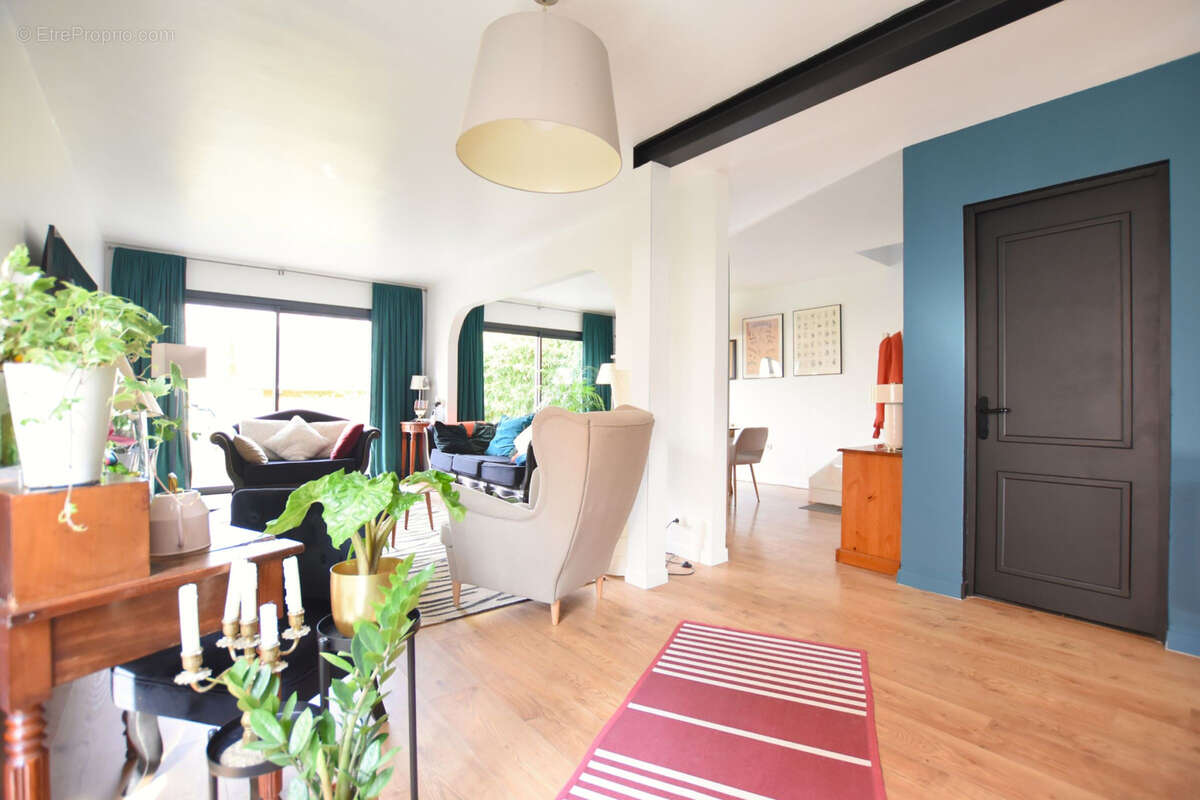 Maison à LEVIS-SAINT-NOM