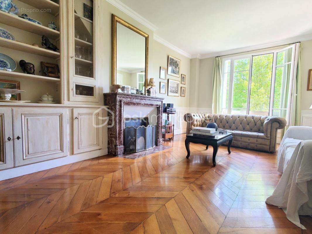 ** Elégante maison bourgeoise - Forêt de Fontainebleau et Gare à proximité ** - photo 3