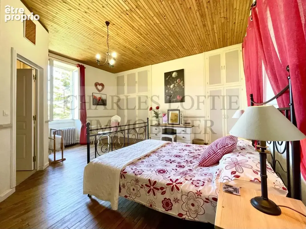 Magnifique ensemble immobilier comprenant une maison prinicipale, trois gîtes et 2 piscines, - photo 16