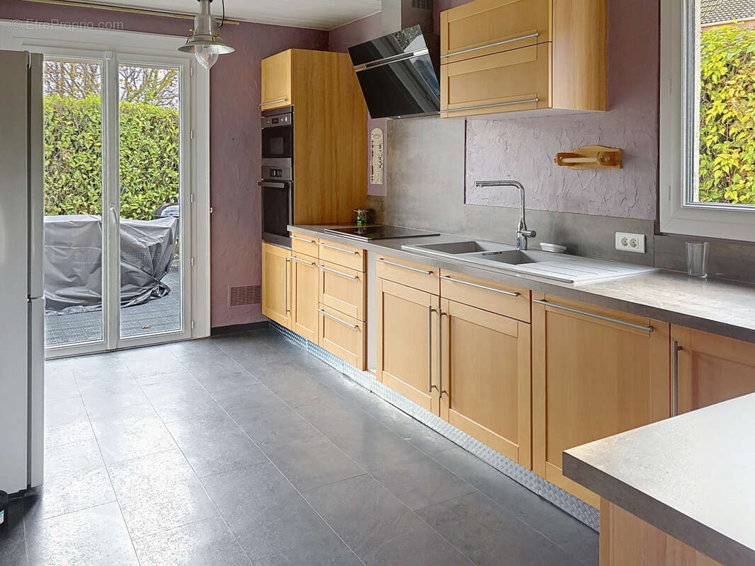 Maison à QUEVREVILLE-LA-POTERIE