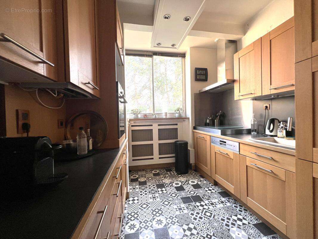 Appartement à SURESNES
