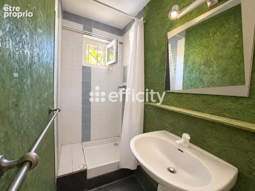 Maison 8 pièces 202 m² à vendre à Pont-Saint-Esprit (30130) - photo 11