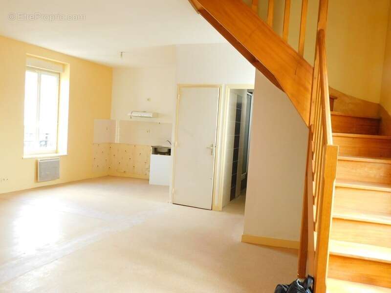 Appartement à ERNEE