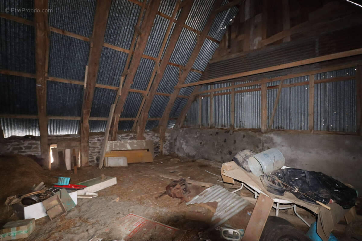 Maison à SAINT-SULPICE