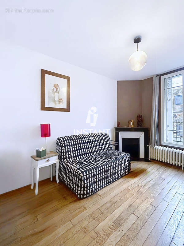 Maison 112 m² à Creteil  - photo 2