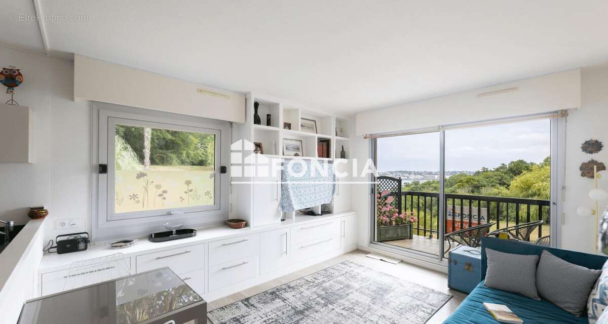 Ciboure - Studio rénové 36m² vue baie St-Jean-de-Luz balcon parking - photo 2