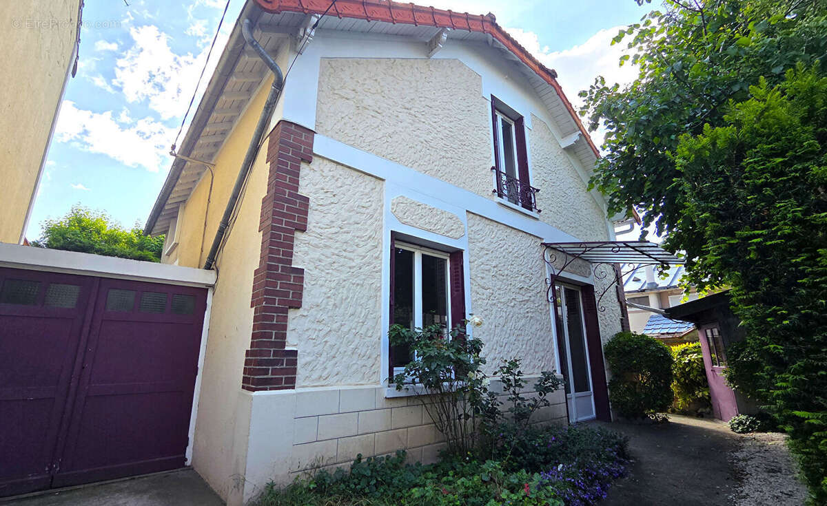 Maison à HOUILLES