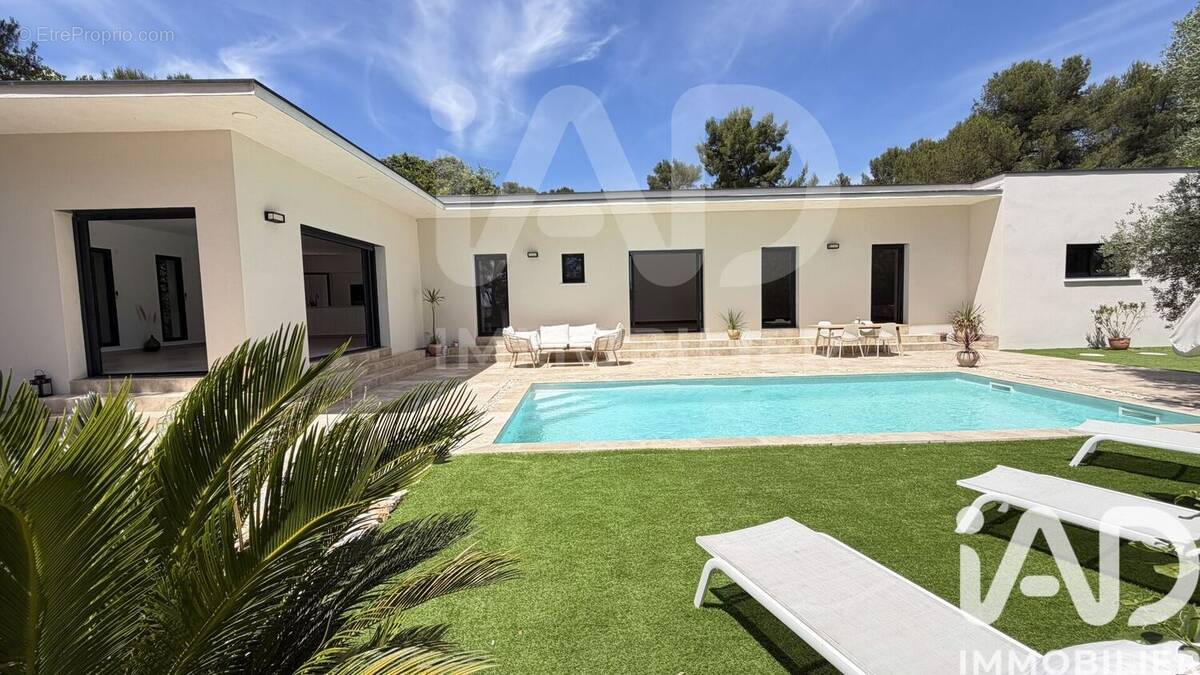 Photo 1 - Maison à NIMES