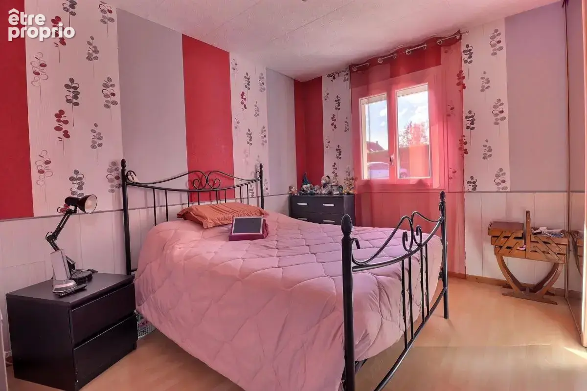 Saulon-la-Chapelle : Maison individuelle de plain-pied de 93m², deux garages, 4 chambres - photo 7