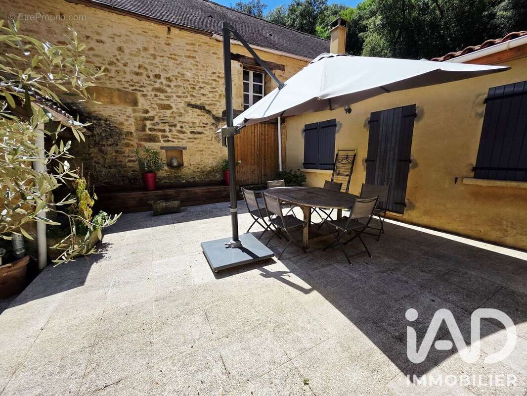 Maison 88 m² à Prats-De-Carlux  - photo 3